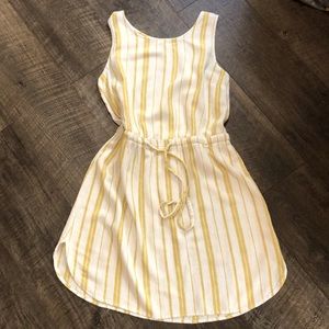 OLD NAVY YELLOW/WHITE PIN STRIPE WAISTE TIE SLEEVELESS MINI DRESS SIZE L